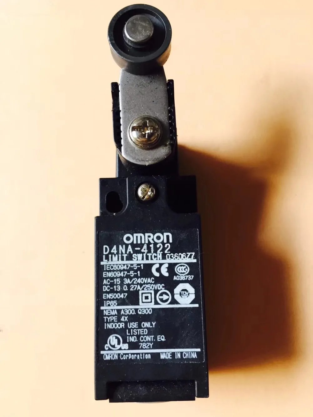 D4NA-4122 Micro Limit Switch 3A 240VAC