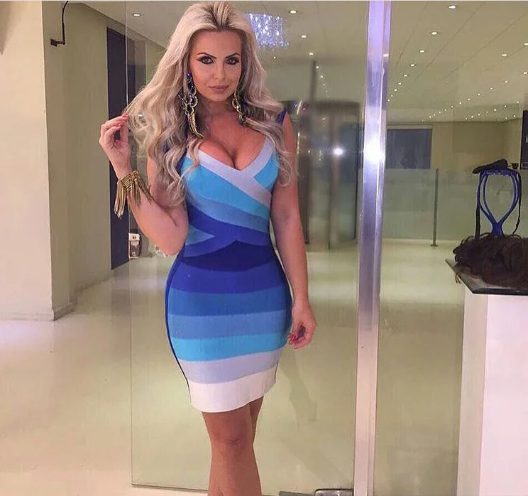 Good Quality Blue Gradient Square Collor Bandage Dress Party Evening Elegant Dress
Good Quality Blue Gradient Square Collor Bandage Dress Party Evening Elegant Dress