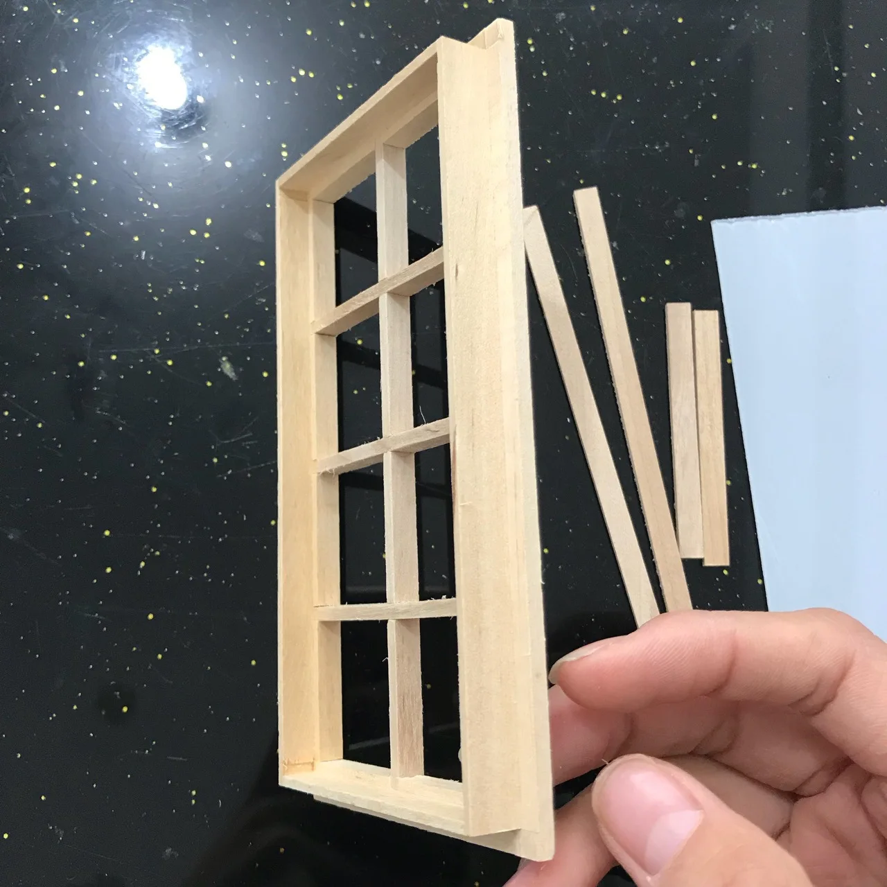 Room Window Frame Dolls Wooden Dollhouse Miniatures Furniture New 1:12 Scale Part Assemble
Room Window Frame Dolls Wooden Dollhouse Miniatures Furniture New 1:12 Scale Part Assemble