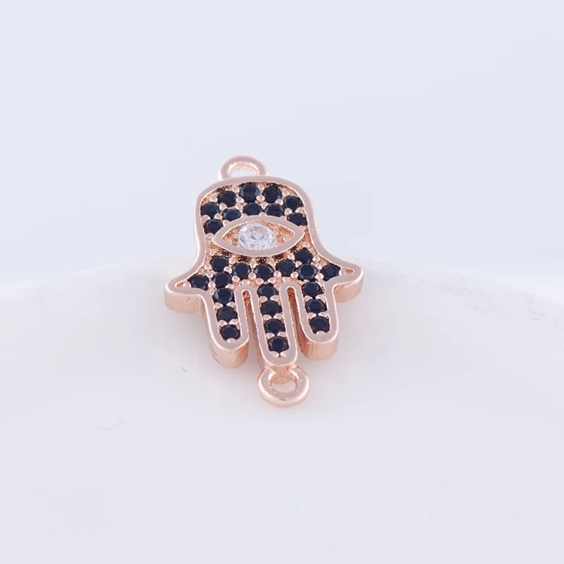 Swept The European Gods Of Fatima Hand Inlaid Black Zircon Pave CZ Connector Decorative Crafts Amulet Jewelry Making DIY
Swept The European Gods Of Fatima Hand Inlaid Black Zircon Pave CZ Connector Decorative Crafts Amulet Jewelry Making DIY