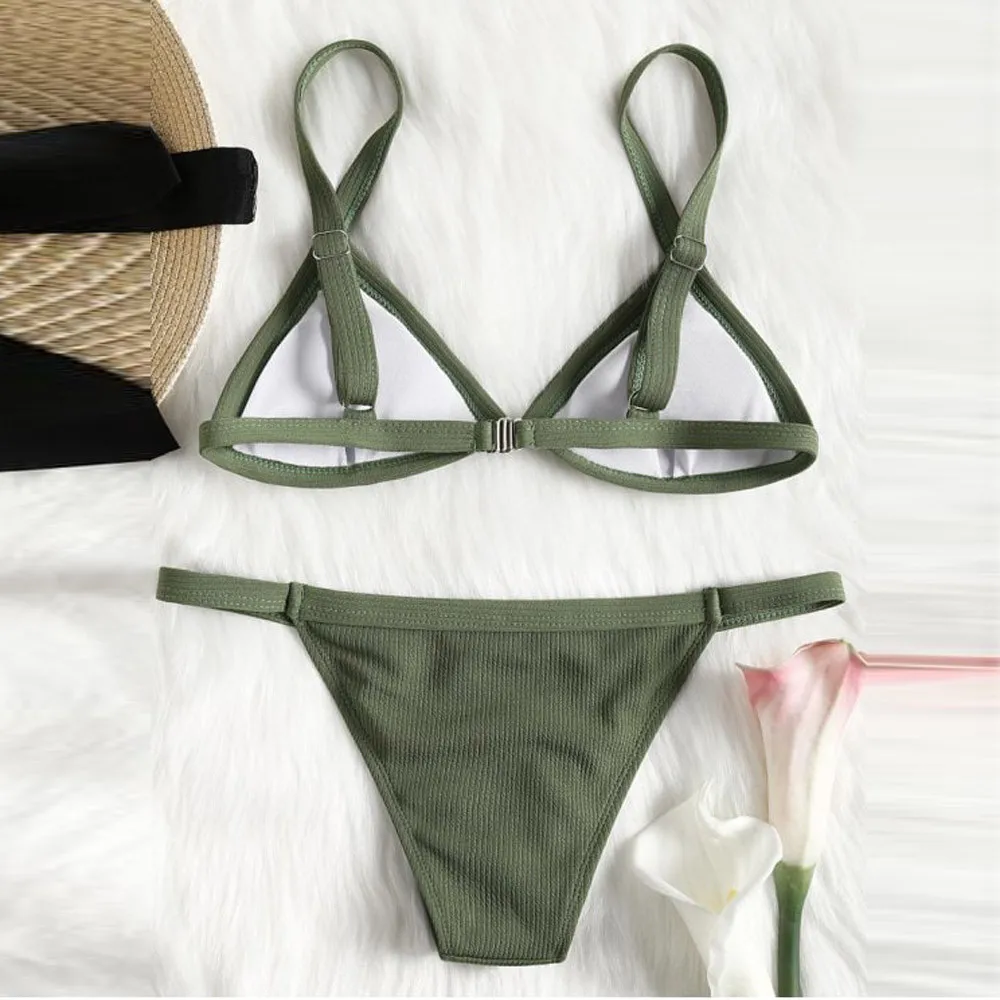 Womens Sexy Bra Bikini Solid Color Bathing Sling Swimsuit Swimwear girl maillot de bain 2 piece femme separate swimsuits sexy
Womens Sexy Bra Bikini Solid Color Bathing Sling Swimsuit Swimwear girl maillot de bain 2 piece femme separate swimsuits sexy