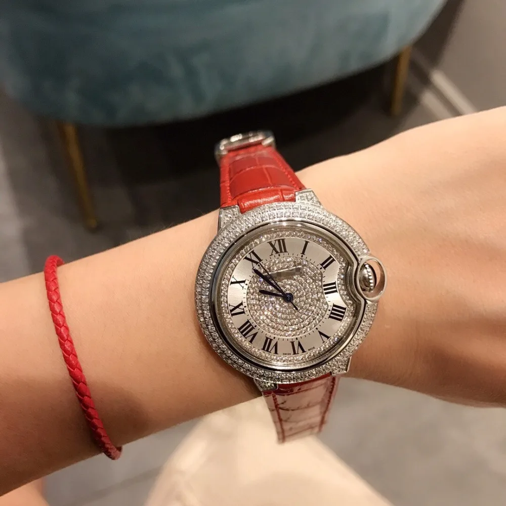 Women's Watches Top Brand Runway Luxury European Design Quartz Wristwatches A0437
Women's Watches Top Brand Runway Luxury European Design Quartz Wristwatches A0437