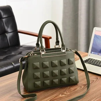 Luxury Handbags Famous Brand Shoulder Bags Female Handbag Women PU Leather Messenger Crossbody Bags Fashion Party Clutch bolsa
Luxury Handbags Famous Brand Shoulder Bags Female Handbag Women PU Leather Messenger Crossbody Bags Fashion Party Clutch bolsa