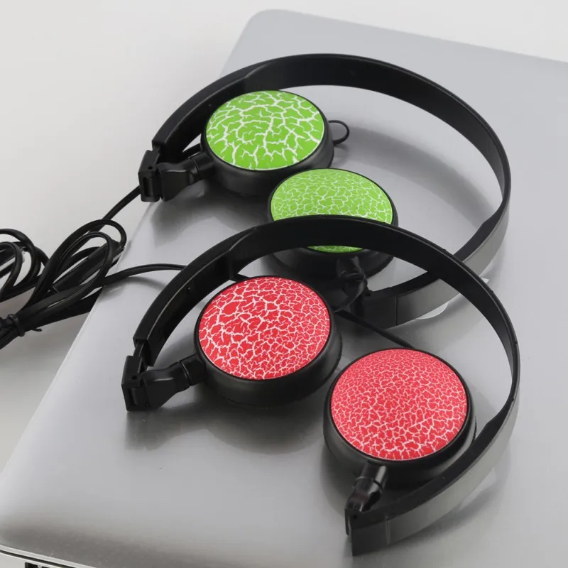 New Children's Cartoon Head-mounted Foldable Mobile Phone Music Headphones Children's Headphone Cable Length 1. 2 Meters
New Children's Cartoon Head-mounted Foldable Mobile Phone Music Headphones Children's Headphone Cable Length 1. 2 Meters