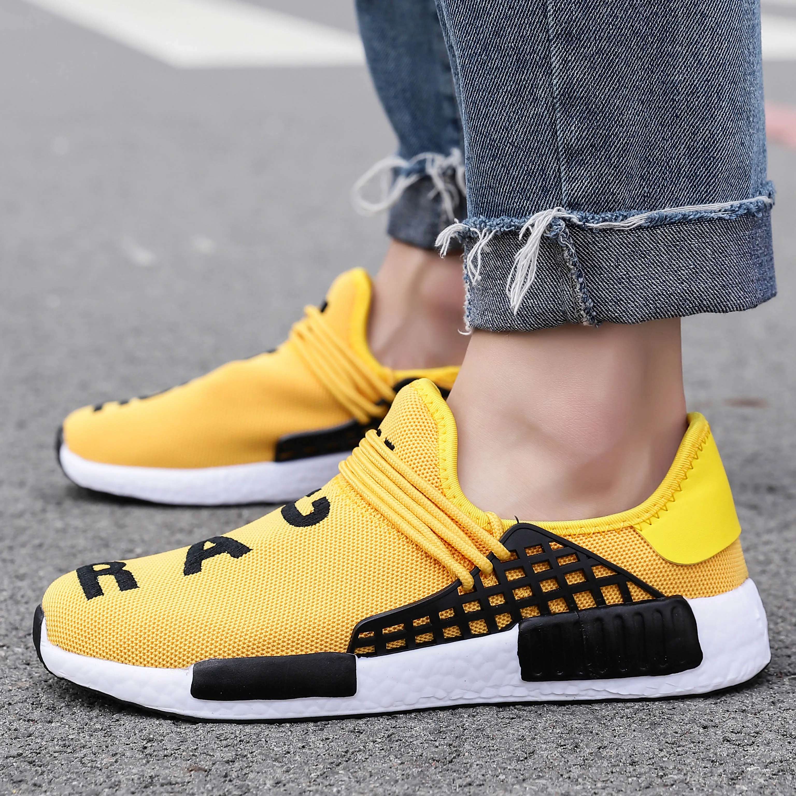 Couple Casual Shoes New Mesh Breathable Sneakers Mens Trainers Men Lightweight Casual Shoes Fashion Shoes Big Plus Size 35~47
Couple Casual Shoes New Mesh Breathable Sneakers Mens Trainers Men Lightweight Casual Shoes Fashion Shoes Big Plus Size 35~47