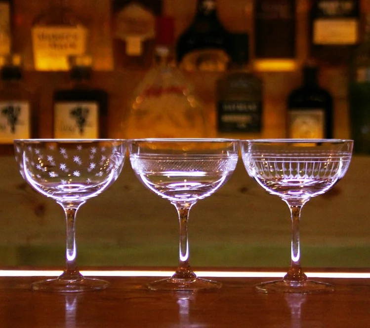 Bar Miracle Grande Diamante Vidro Vinho Crystal Chumbo-Alta Whiskey XO Classic Cocktail Champagne Coupes Vodka Drinking Cup 
Bar Miracle Grande Diamante Vidro Vinho Crystal Chumbo-Alta Whiskey XO Classic Cocktail Champagne Coupes Vodka Drinking Cup