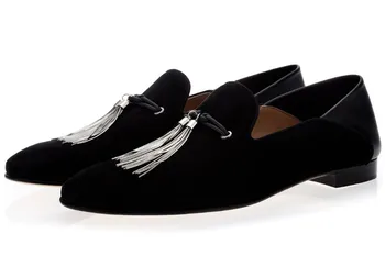 2018 New Luxury Handmade Metal Tassel Men Loafers Shoes Black Suede Fashion Stress Shoes Man Wedding Party Dress Shoes EU38-46
2018 New Luxury Handmade Metal Tassel Men Loafers Shoes Black Suede Fashion Stress Shoes Man Wedding Party Dress Shoes EU38-46