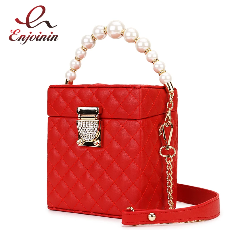 New Embroidered Red Heart Pearl Handle Fashion Box Women Party Handbag Shoulder Bag Crossbody Mini Bag Ladies Pouch Handbag Flap
New Embroidered Red Heart Pearl Handle Fashion Box Women Party Handbag Shoulder Bag Crossbody Mini Bag Ladies Pouch Handbag Flap