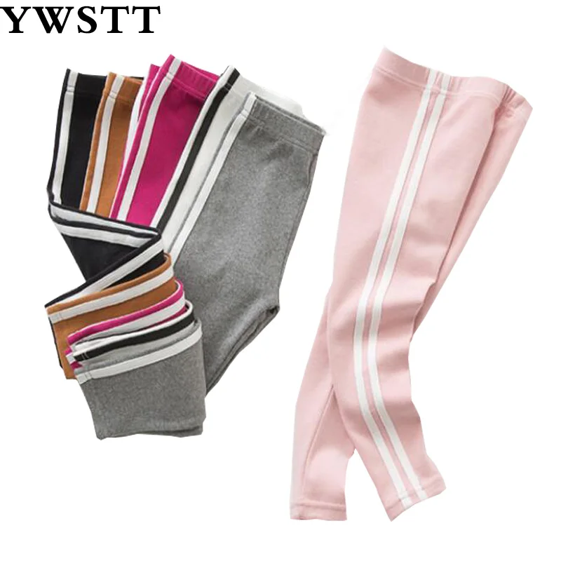 2018 Girls Velvet Pants Kids Top Quality Spring Autumn Red Leggings Trousers Children Skinny Trousers
2018 Girls Velvet Pants Kids Top Quality Spring Autumn Red Leggings Trousers Children Skinny Trousers
