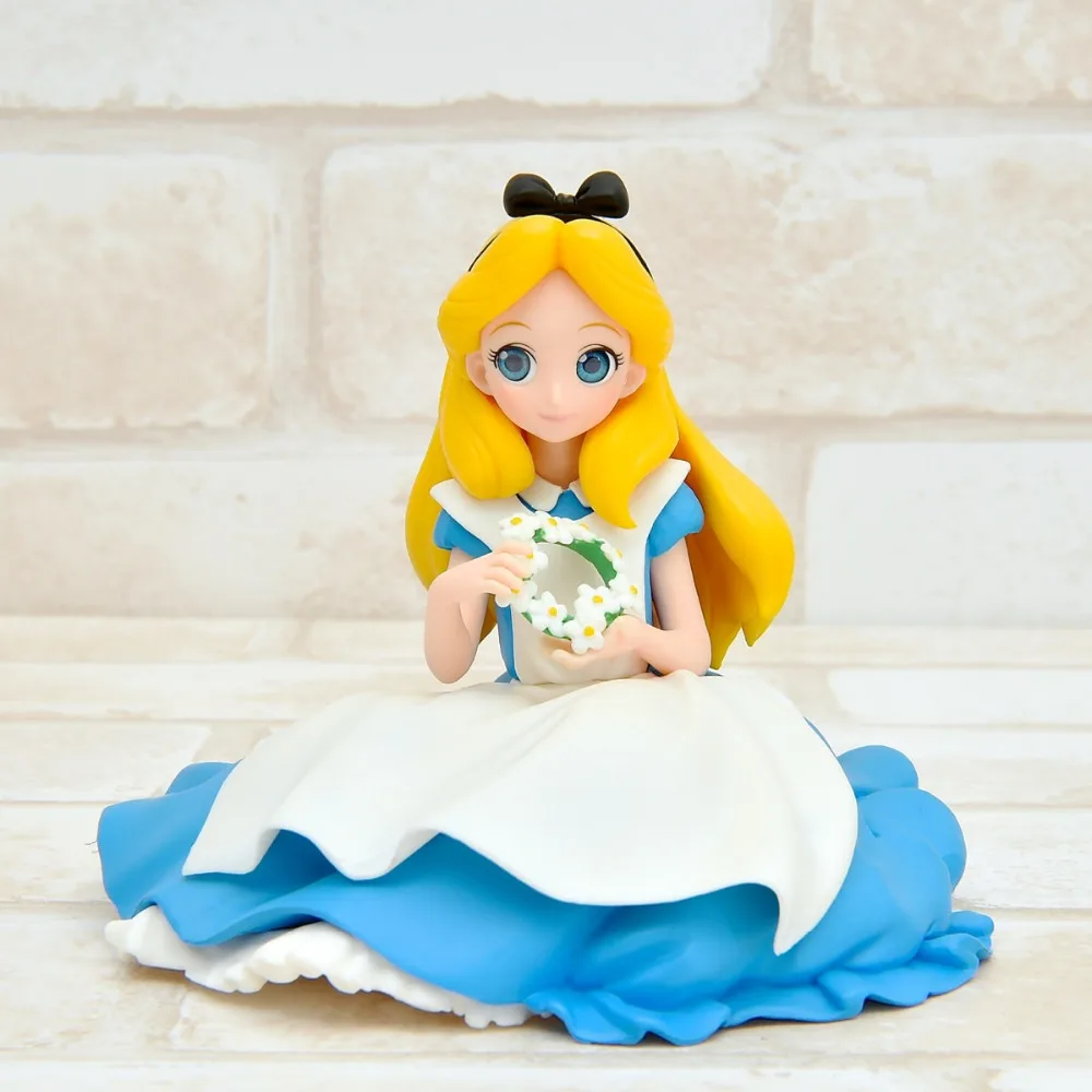 Alice White Queen Crystalux Alice Q version 14CM PVC Action Figures Model Collectible Toys
Alice White Queen Crystalux Alice Q version 14CM PVC Action Figures Model Collectible Toys