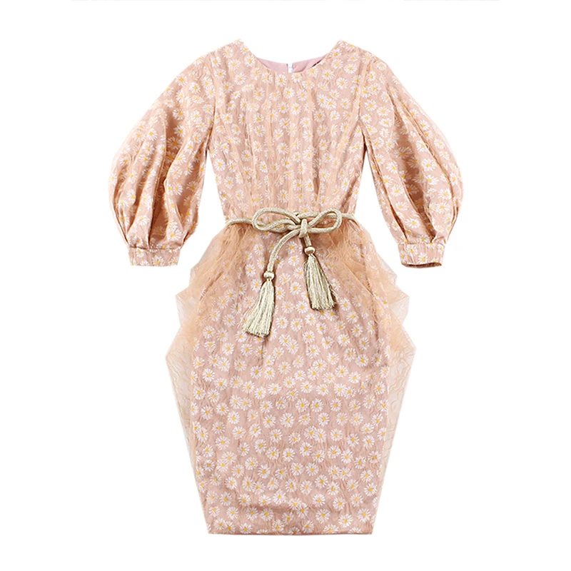le palais vintage Palace Lace Floral Pencil Dress Puff Half Sleeve Slim High Rise Adjustable Belt Pleated Dress 2019 Summer
le palais vintage Palace Lace Floral Pencil Dress Puff Half Sleeve Slim High Rise Adjustable Belt Pleated Dress 2019 Summer