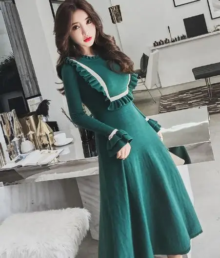 2019 Vintage Women Knitted Pleated Dress Fall Winter Long Flare Sleeve Thick Sweater Dress Casual Sexy V Neck Sashes Dress LJ43
2019 Vintage Women Knitted Pleated Dress Fall Winter Long Flare Sleeve Thick Sweater Dress Casual Sexy V Neck Sashes Dress LJ43