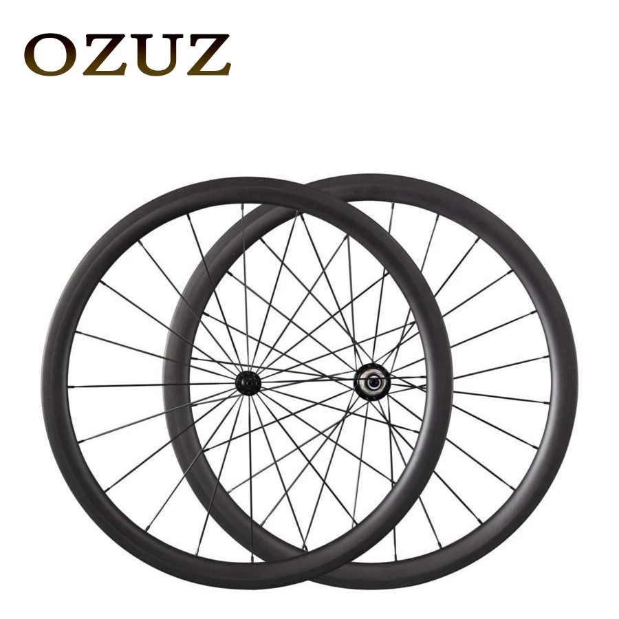 OZUZ Ultra Light Road Wheels 38 mm Deep Cycling Carbon Fiber Wheels 700c Tubular 3k V Shape Brake Matte Carbon Wheelset R13 hubs
OZUZ Ultra Light Road Wheels 38 mm Deep Cycling Carbon Fiber Wheels 700c Tubular 3k V Shape Brake Matte Carbon Wheelset R13 hubs