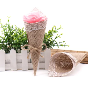 10pcs 15*15cm Burlap Lace Cones Bouquet Flower Candy Bags Boxes+3M Rope DIY Handmade for Wedding Birthday Party Decor Supplies
10pcs 15*15cm Burlap Lace Cones Bouquet Flower Candy Bags Boxes+3M Rope DIY Handmade for Wedding Birthday Party Decor Supplies