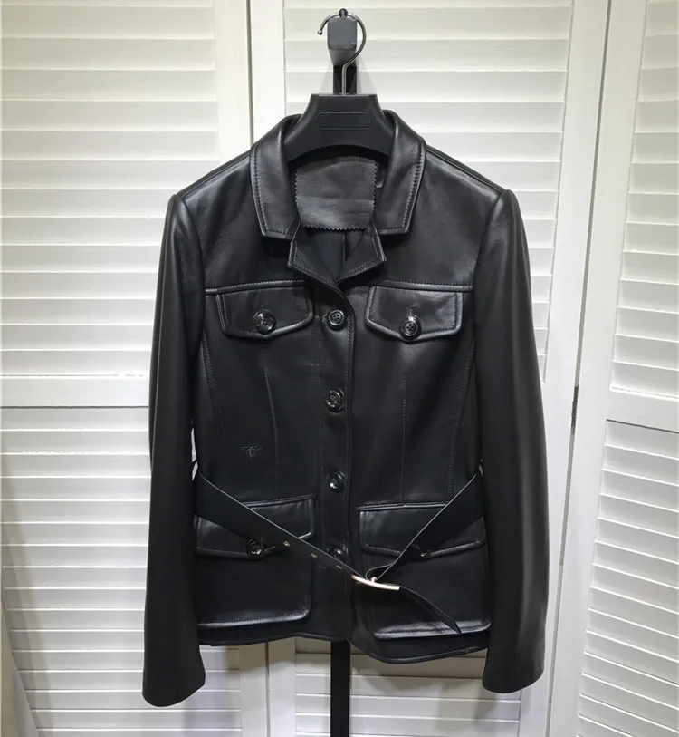European 2019 spring fashion women's jackets Chic genuine leather belted jackets high quality sheepskin bike jakcets women G105
European 2019 spring fashion women's jackets Chic genuine leather belted jackets high quality sheepskin bike jakcets women G105
