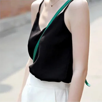 Plus Size S-3XL New Summer Womens Clothig Sexy Sleeveless V-neck Chiffon Vest Strap Female Solid Chiffon Casual Tank Top
Plus Size S-3XL New Summer Womens Clothig Sexy Sleeveless V-neck Chiffon Vest Strap Female Solid Chiffon Casual Tank Top