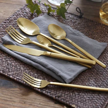 HighQuality 304 Stainless Steel Tableware Dinner Forks Steak Knives Cutlery Brand Matte Gold Color Coffee Tableware
HighQuality 304 Stainless Steel Tableware Dinner Forks Steak Knives Cutlery Brand Matte Gold Color Coffee Tableware