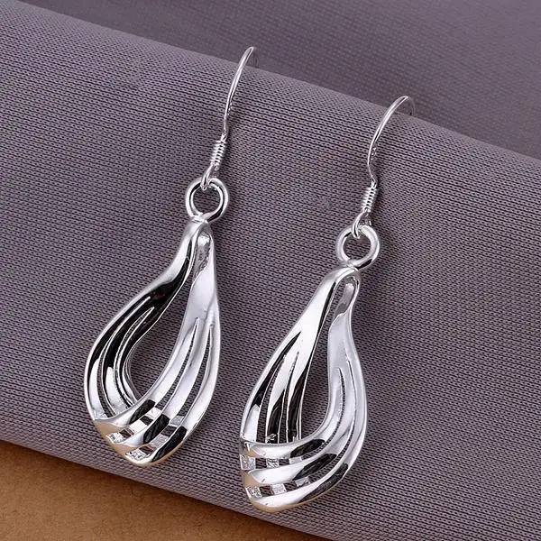 New Arrive Silver Three Line Ripple Shape Dangle Earrings Ear Studs For Women Gift 88 M8694
New Arrive Silver Three Line Ripple Shape Dangle Earrings Ear Studs For Women Gift 88 M8694
