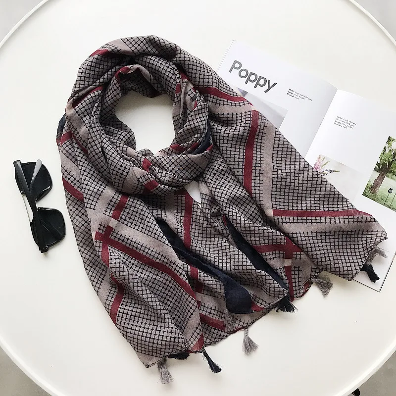 2019 Women Fashion Geometric Plaid Viscose Shawl Scarf Spring Autumn Print Hijabs and Wraps Pashmina Stoles Bufanda Muslim Snood
2019 Women Fashion Geometric Plaid Viscose Shawl Scarf Spring Autumn Print Hijabs and Wraps Pashmina Stoles Bufanda Muslim Snood