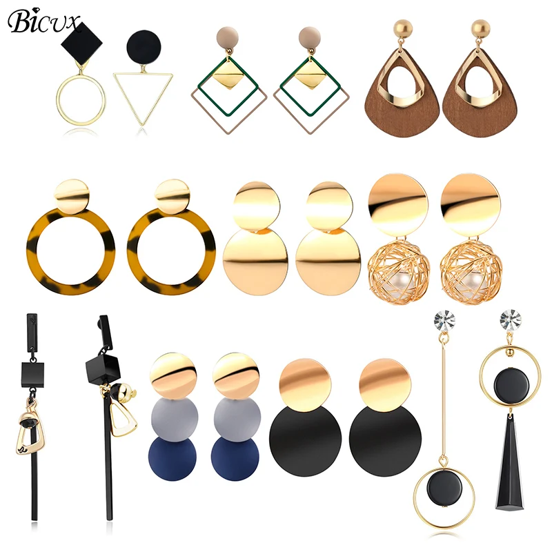 BICUX Vintage Acrylic Statement Drop Earrings for Women 2019 Fashion Jewelry Korean Metal Geometric Gold Hanging Dangle Earring
BICUX Vintage Acrylic Statement Drop Earrings for Women 2019 Fashion Jewelry Korean Metal Geometric Gold Hanging Dangle Earring