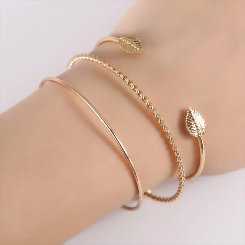 3 pieces / set. New minimalist fashion women's leaves spiral bracelets beautiful girl style for Christmas bracelets set ornament
3 pieces / set. New minimalist fashion women's leaves spiral bracelets beautiful girl style for Christmas bracelets set ornament