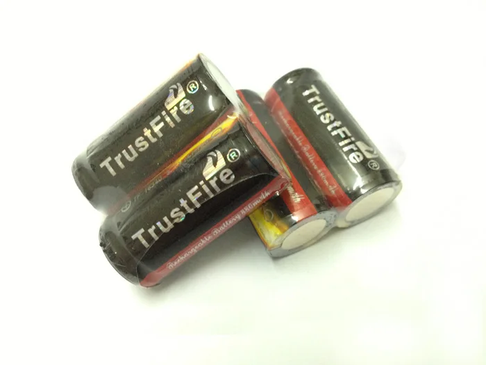 

4pcs/lot TrustFire Protected TF 16340 3.7V Battery Rechargeable Lithium Batteries Cell 880mAh For LED Flashlights/Laser Pens