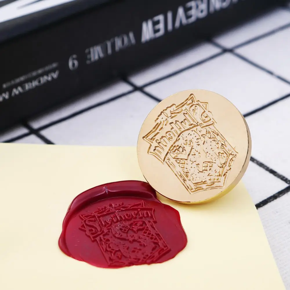 Retro Copper Stamp Sealing Wax Stamp DIY Envelope Card Decoration Wedding Love Rose Flower Letter Pattern Decorative
Retro Copper Stamp Sealing Wax Stamp DIY Envelope Card Decoration Wedding Love Rose Flower Letter Pattern Decorative