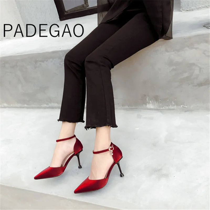 Red Heels Women Shoes Pointed Toe Elegant High Heel Party Buckle Strap Sexy Ladies Shoes
Red Heels Women Shoes Pointed Toe Elegant High Heel Party Buckle Strap Sexy Ladies Shoes