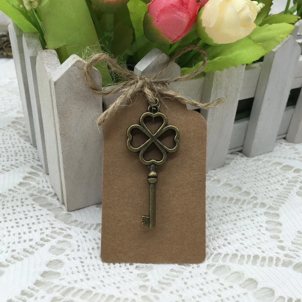 50pcs/lot Free Shipping Wedding DIY Skeleton Key Charm Thanks Card Antique bronze Vintage Lucky Clover Key with Kraft Tags
50pcs/lot Free Shipping Wedding DIY Skeleton Key Charm Thanks Card Antique bronze Vintage Lucky Clover Key with Kraft Tags