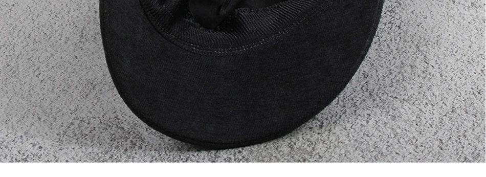 hat377_33