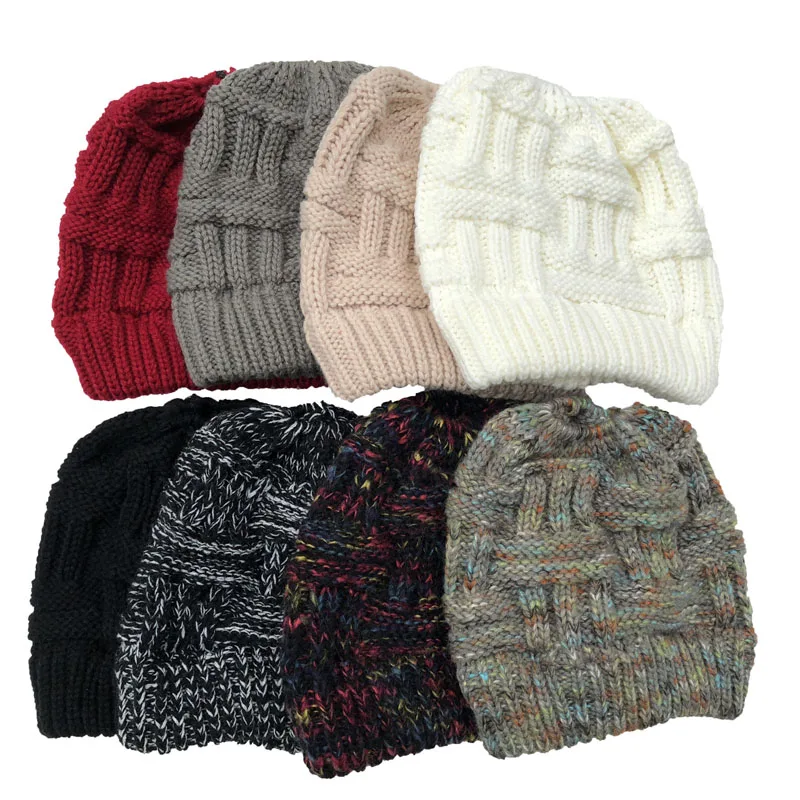 beanie hat-ponytail (1)
