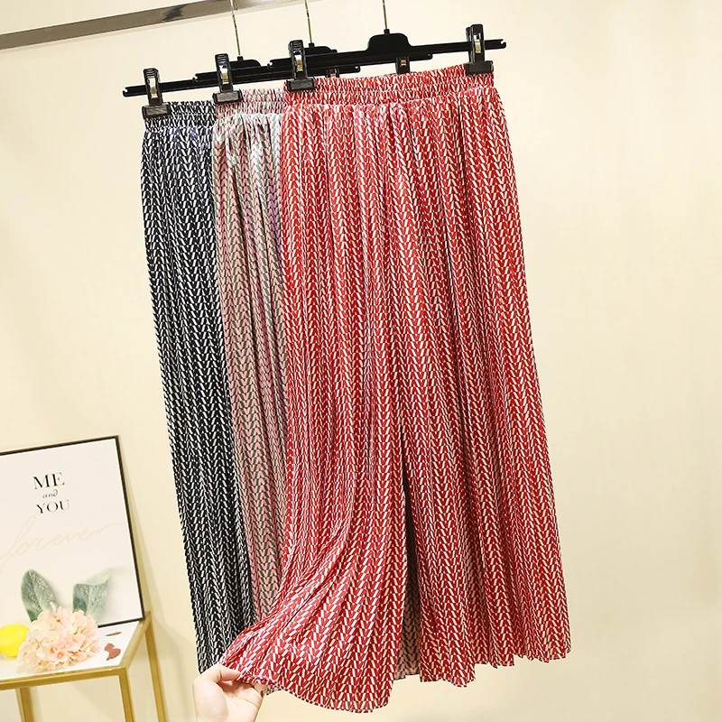Summer Vintage Printed Wide Leg Chiffon Trousers for Women Plaid Striped Print Pleated Leisure Wide-legged Female Ankle Pants
Summer Vintage Printed Wide Leg Chiffon Trousers for Women Plaid Striped Print Pleated Leisure Wide-legged Female Ankle Pants