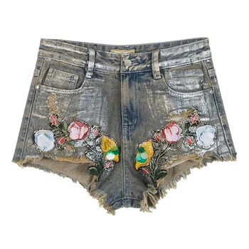 Summer Fashion Women Embroidery Tassel Hot Stamping Painted Ripped Denim Shorts Woman Sequined Destroyed Hole Jeans Hot Shorts
Summer Fashion Women Embroidery Tassel Hot Stamping Painted Ripped Denim Shorts Woman Sequined Destroyed Hole Jeans Hot Shorts