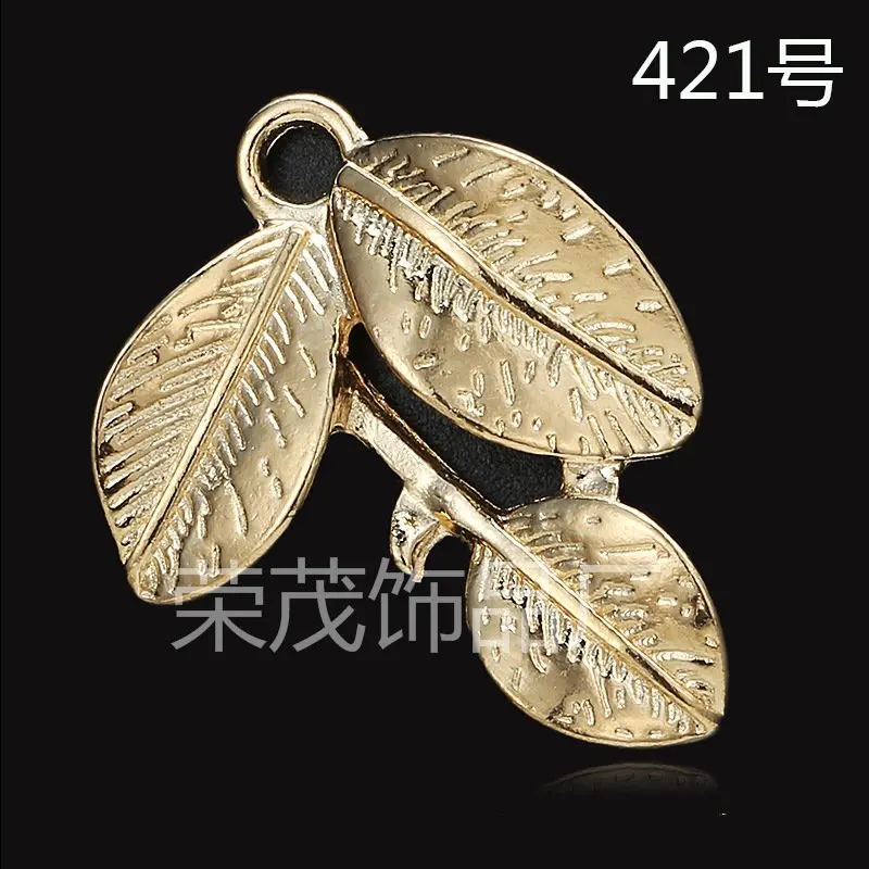 50Pcs 20*25mm Gold/ Silver color Leaf Charms Pendant for DIY Handmade Women Jewelry Making wholesale free ship
50Pcs 20*25mm Gold/ Silver color Leaf Charms Pendant for DIY Handmade Women Jewelry Making wholesale free ship