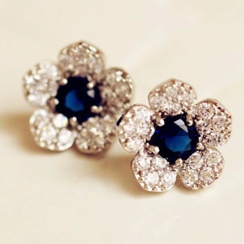 Hypoallergenic fashion silver Color earrings with blue flowers crystal earrings Exquisite full of Crystal earrings female
Hypoallergenic fashion silver Color earrings with blue flowers crystal earrings Exquisite full of Crystal earrings female