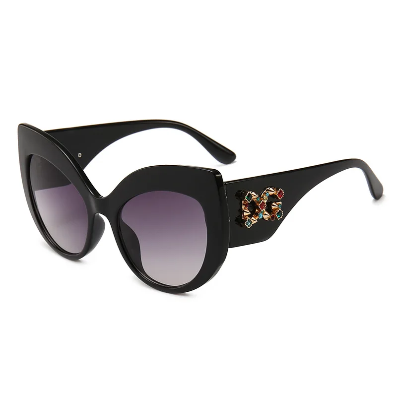 2018 New Fashion Brand Design Ladies Oversized Cat Eye Sunglasses Women Diamond D and G Frame Sun Glasses For Female UV400
2018 New Fashion Brand Design Ladies Oversized Cat Eye Sunglasses Women Diamond D and G Frame Sun Glasses For Female UV400