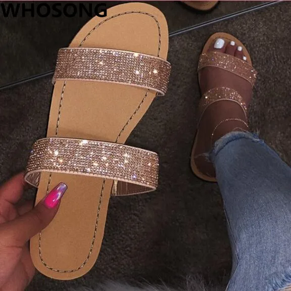 Factory direct 2019 new women rhinestone double-layer non-slip durable Bright color soft noodle fashion temperament slippers
Factory direct 2019 new women rhinestone double-layer non-slip durable Bright color soft noodle fashion temperament slippers
