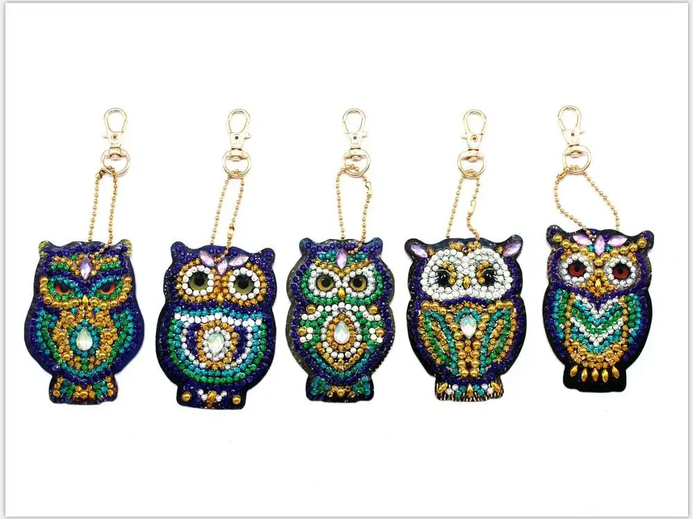 DIY Crystal pattern Diamond Embroidery 5D Diamond Painting Owl Key Chains Round owl Stickers Double Sided Christmas Home Decor
DIY Crystal pattern Diamond Embroidery 5D Diamond Painting Owl Key Chains Round owl Stickers Double Sided Christmas Home Decor