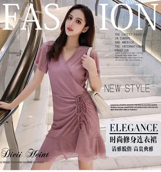 Summer dress 2020 new Hong Kong style retro V-neck slim high waist chic dress sequined fish tail dress
Summer dress 2020 new Hong Kong style retro V-neck slim high waist chic dress sequined fish tail dress