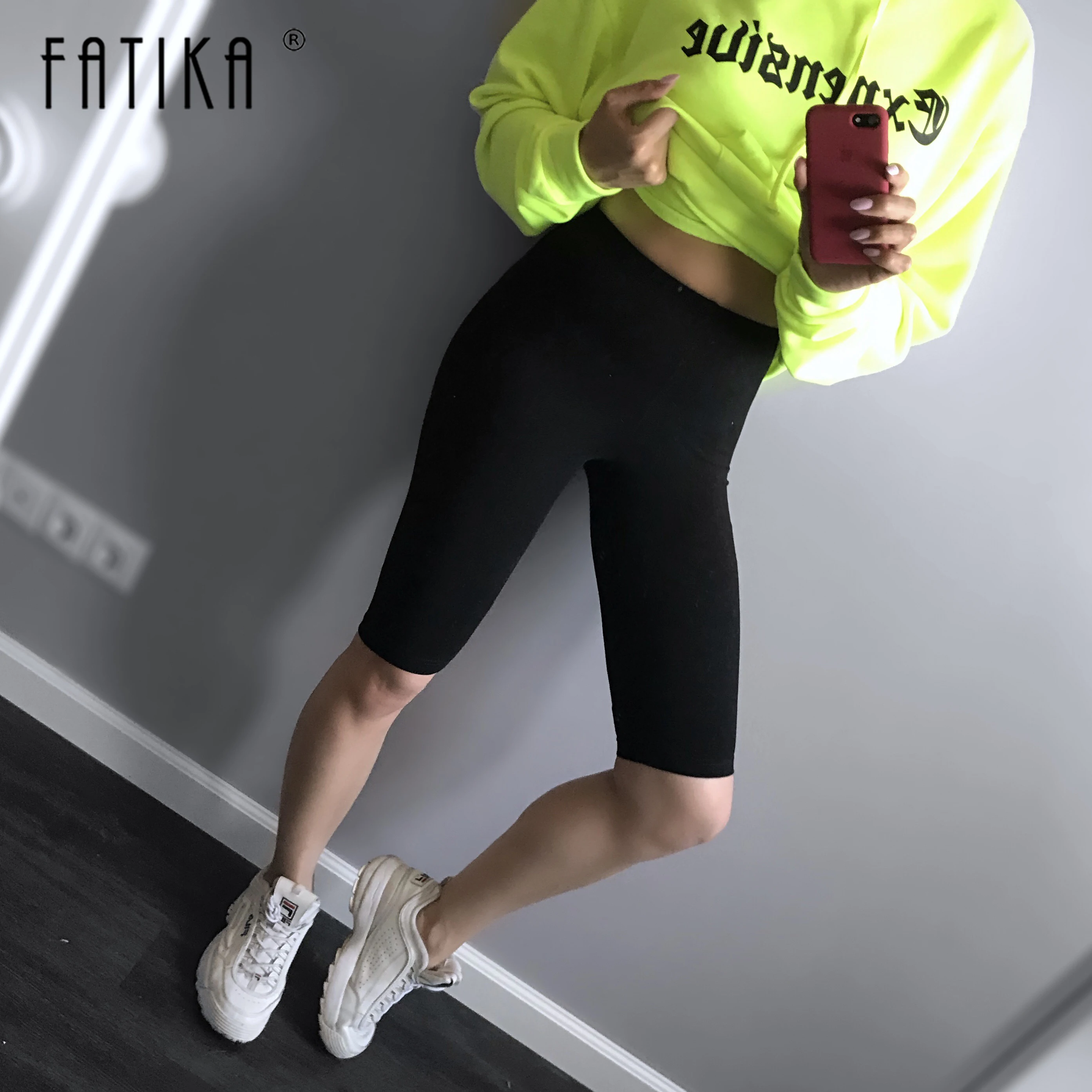 FATIKA 2019 Spring Summer New Women's Fashion Elastic Waist Solid Gym Shorts Casual Skinny Shorts Trousers for Women
FATIKA 2019 Spring Summer New Women's Fashion Elastic Waist Solid Gym Shorts Casual Skinny Shorts Trousers for Women