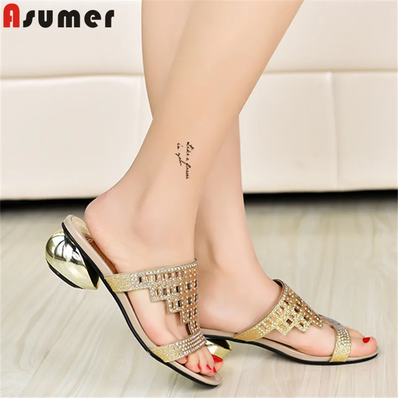ASUMER 2021 New fashion women shoes peep toe summer sandals women ladies dress shoes round heel rhinestone casual shoes female
ASUMER 2021 New fashion women shoes peep toe summer sandals women ladies dress shoes round heel rhinestone casual shoes female