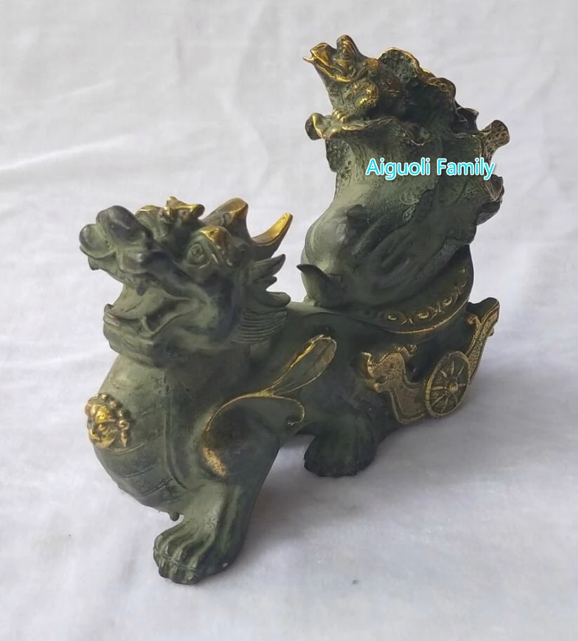 1 Pair Chinese Old Handmade Bronze brave troops Cabbage Car Sculpture,Antique Art Collection Craft For Home Feng Shui decoration
1 Pair Chinese Old Handmade Bronze brave troops Cabbage Car Sculpture,Antique Art Collection Craft For Home Feng Shui decoration