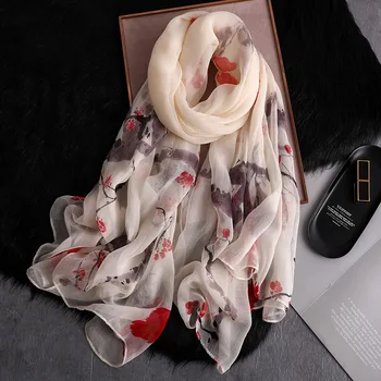 2020 new arrived women scarf summer print shawls and wraps hijabs silk scarves lady pashmina bandana foulard beach stoles
2020 new arrived women scarf summer print shawls and wraps hijabs silk scarves lady pashmina bandana foulard beach stoles