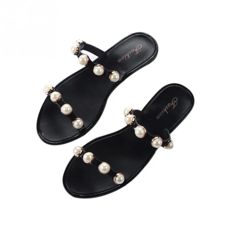 2018 Fashion New Summer PVC Flip Flops Ladies Beach Slippers Shoes Women imitation Pearl Flat Sandals