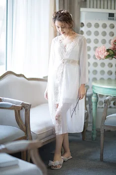 Lace White Robes Set Nightgowns Sleepshirts Bridesmaid Robes Set Bathrobe Sets Sexy Nightdress Wedding Robe Sets
Lace White Robes Set Nightgowns Sleepshirts Bridesmaid Robes Set Bathrobe Sets Sexy Nightdress Wedding Robe Sets