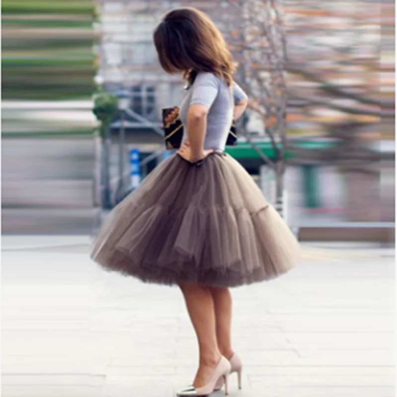 5 Layers Tulle Tutu Skirt Short Wedding Petticoat Vintage Swing Bridal Crinoline Underskirt Hot Sale Wedding Skirt
5 Layers Tulle Tutu Skirt Short Wedding Petticoat Vintage Swing Bridal Crinoline Underskirt Hot Sale Wedding Skirt