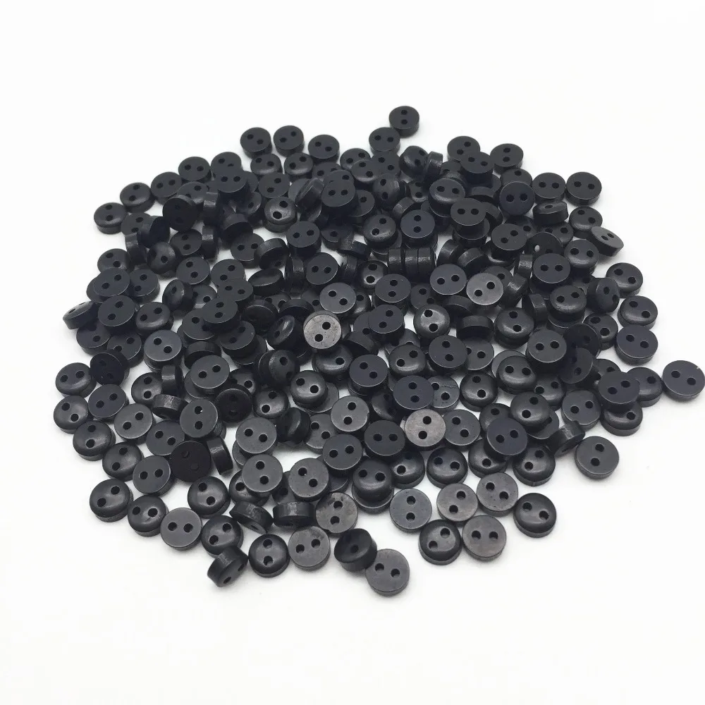 1000pcs Black Color 6mm Mini Tiny Buttons Resin Round 2 Holes Sewing Button For Scrapbook Embellishments Doll Clothes Accessory
1000pcs Black Color 6mm Mini Tiny Buttons Resin Round 2 Holes Sewing Button For Scrapbook Embellishments Doll Clothes Accessory