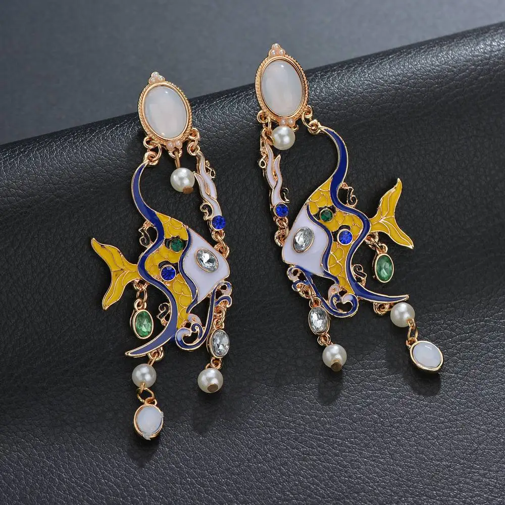 2019 NEW crystal stone pearl big statement earring hyperbole ocean style drop oil Tropical Fish sexy Stud Earring Women Jewelry
2019 NEW crystal stone pearl big statement earring hyperbole ocean style drop oil Tropical Fish sexy Stud Earring Women Jewelry