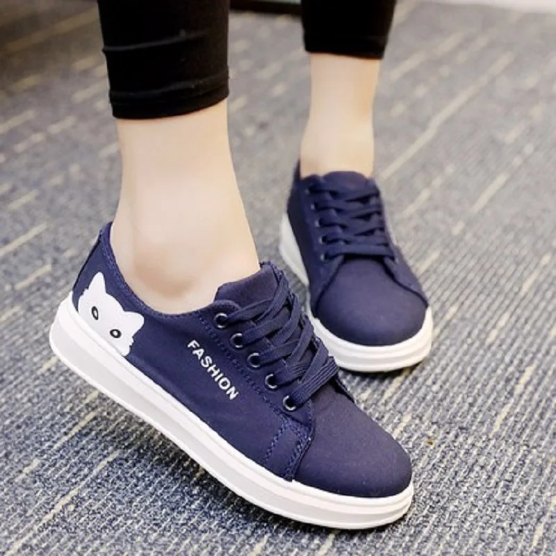 2018 Korean students Harajuku style cute cat shallow mouth canvas shoes wild comfortable flat casual shoes.
2018 Korean students Harajuku style cute cat shallow mouth canvas shoes wild comfortable flat casual shoes.
