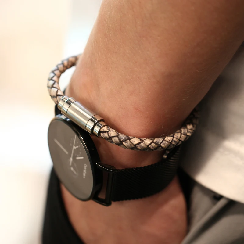 Mcllroy Vintage Genuine Braided Leather Bracelet For Men Women Handmade Stainless Steel Magnet Bracelets Bangles Custom Jewelry
Mcllroy Vintage Genuine Braided Leather Bracelet For Men Women Handmade Stainless Steel Magnet Bracelets Bangles Custom Jewelry